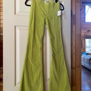 Free People We the Free “Guacamole” Penny Pull On Corduroy Flares NEW